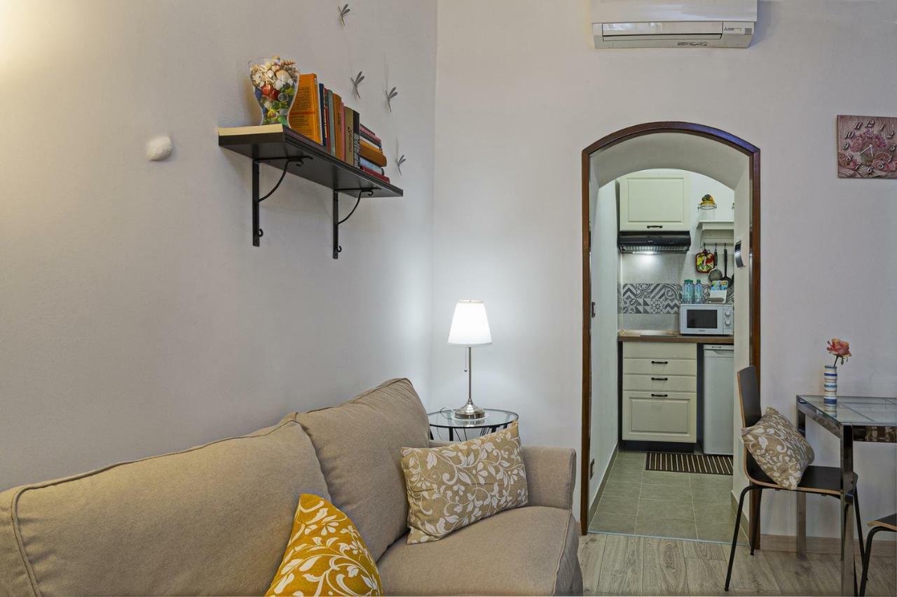 شقة Casa Rosa Al Molo By Wonderful Italy جنوة المظهر الخارجي الصورة