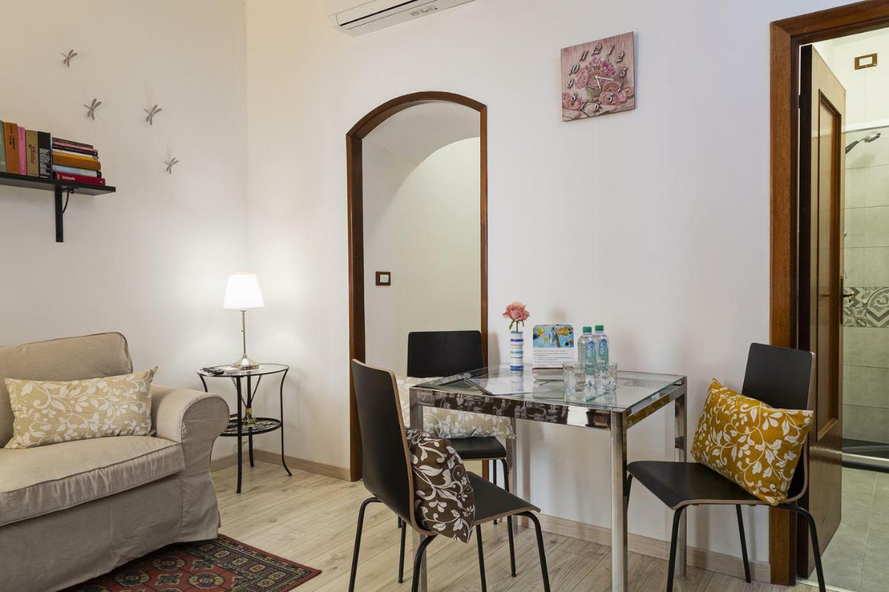 شقة Casa Rosa Al Molo By Wonderful Italy جنوة المظهر الخارجي الصورة